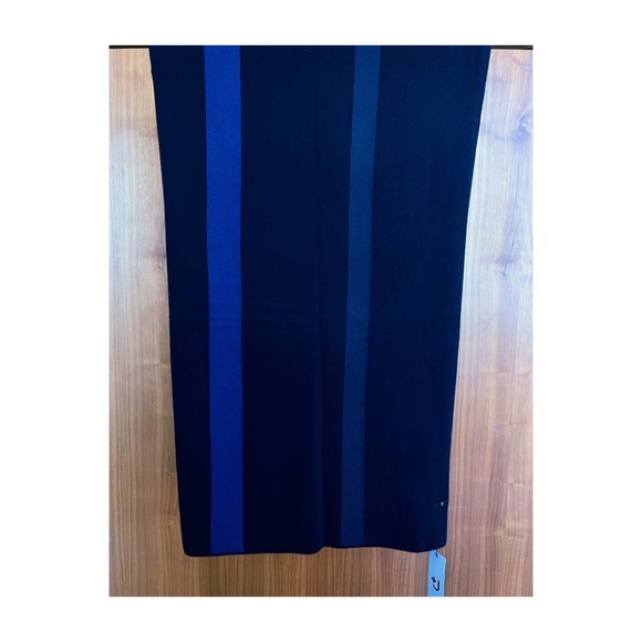 BNWT Jil Sander x Uniqlo scarf - Picture 2 of 2